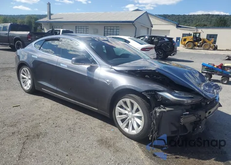 2017 Tesla Model S из США, поврежденный, VIN 5YJSA1E23HF204729